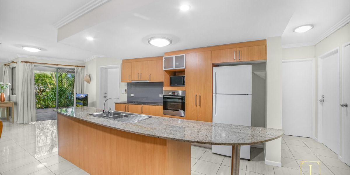 12/242 Grafton Street, Cairns North, QLD 4870 AUS