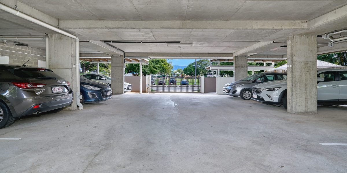 12/242 Grafton Street, Cairns North, QLD 4870 AUS