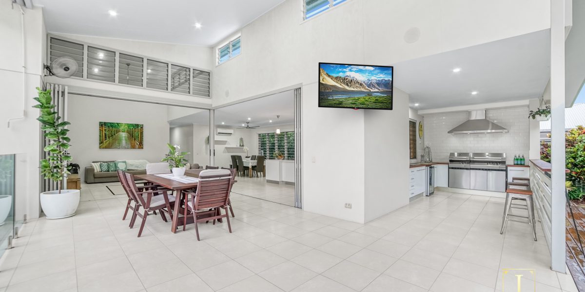 22 Ashwood Circuit, Smithfield, QLD 4878 AUS