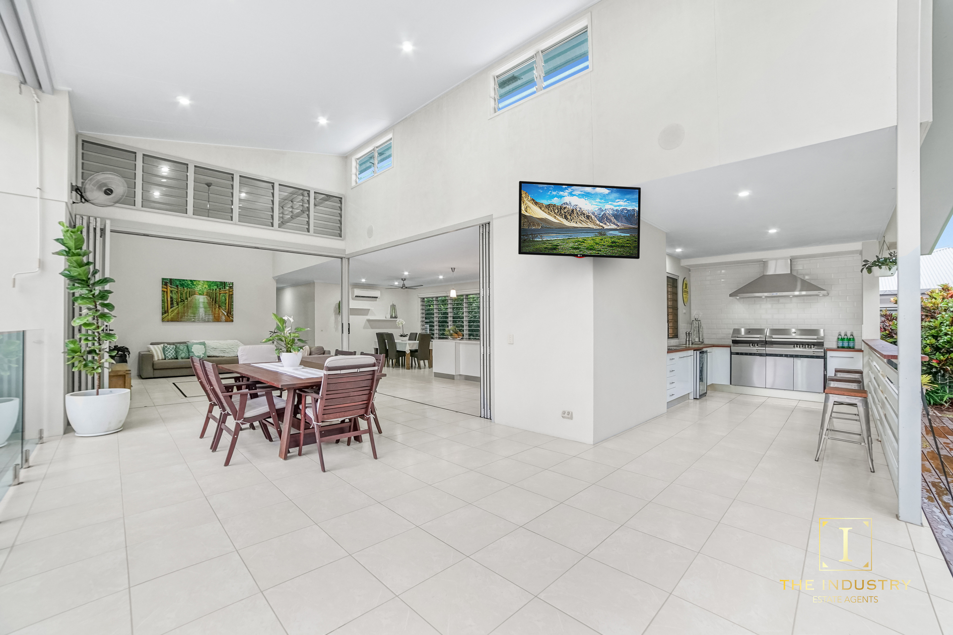 22 Ashwood Circuit, Smithfield, QLD 4878 AUS