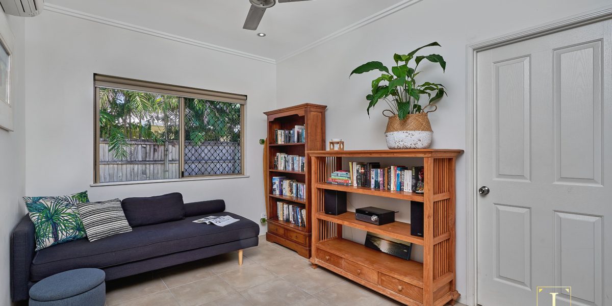 17 Norwood Crescent, Trinity Park, QLD 4879 AUS