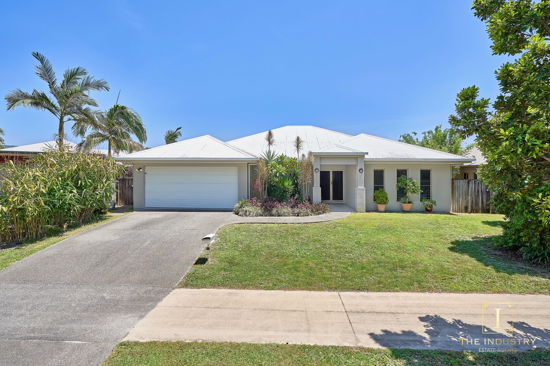 17 Norwood Crescent, Trinity Park, QLD 4879 AUS