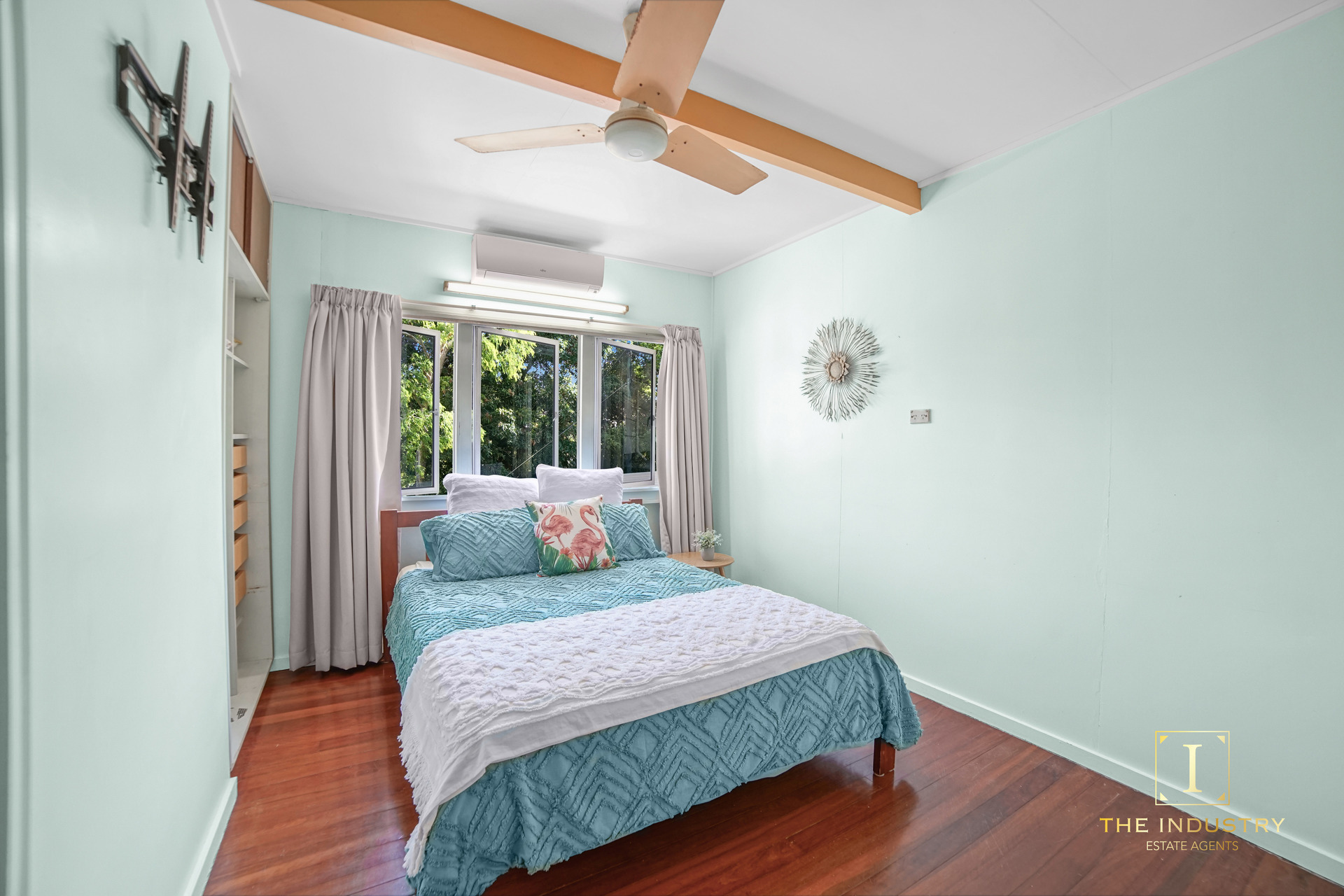 92 Arthur Lyons Drive, Redlynch, QLD 4870 AUS