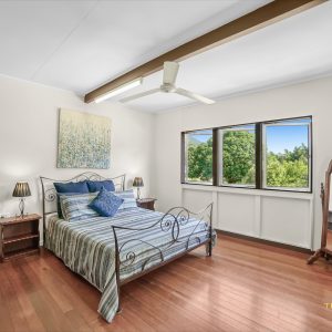 92 Arthur Lyons Drive, Redlynch, QLD 4870 AUS