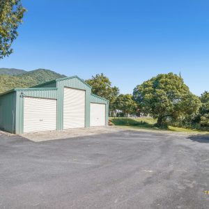 92 Arthur Lyons Drive, Redlynch, QLD 4870 AUS