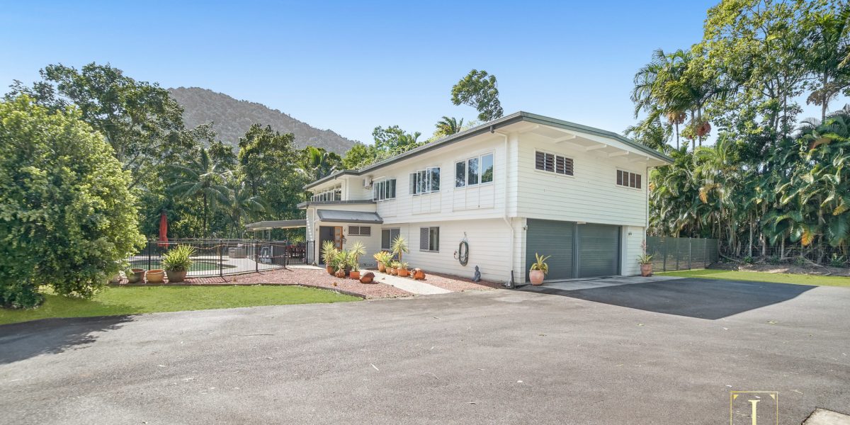 92 Arthur Lyons Drive, Redlynch, QLD 4870 AUS