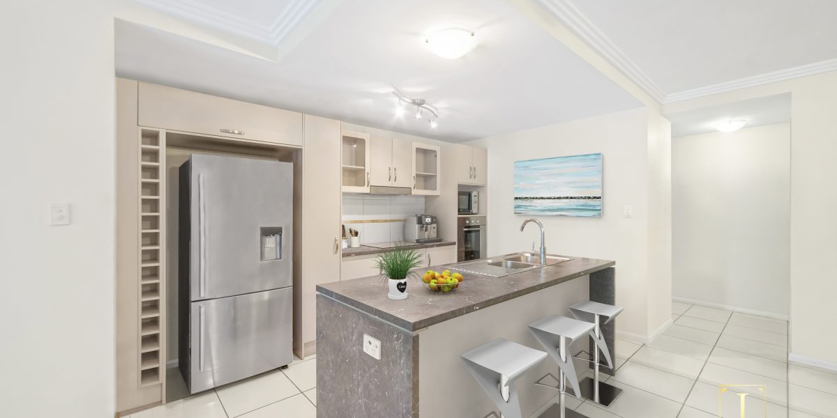 40/9-15 McLean Street, Cairns North, QLD 4870 AUS