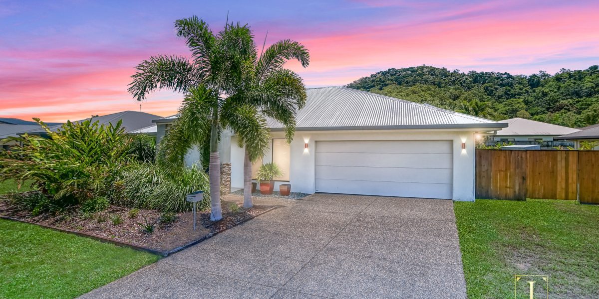 92 Roberts Drive, Trinity Beach, QLD 4879 AUS
