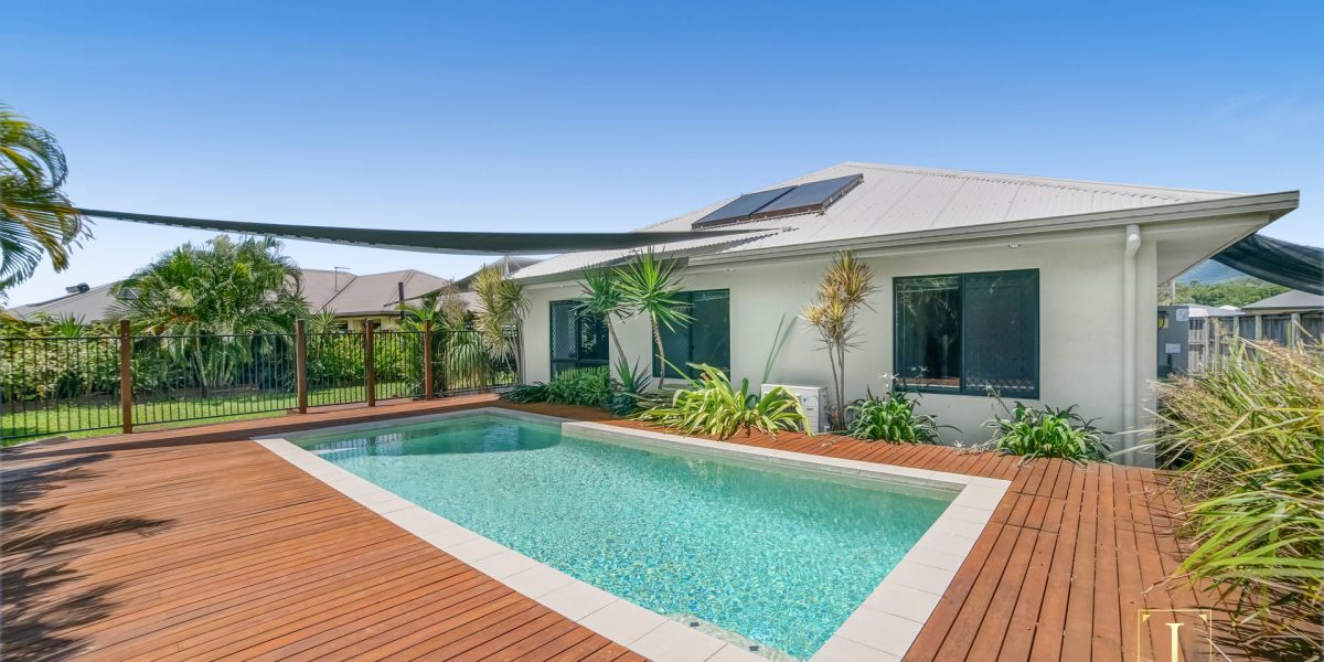 92 Roberts Drive, Trinity Beach, QLD 4879 AUS