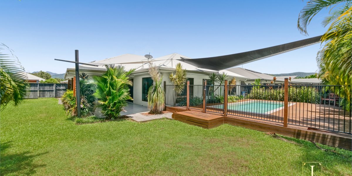 92 Roberts Drive, Trinity Beach, QLD 4879 AUS
