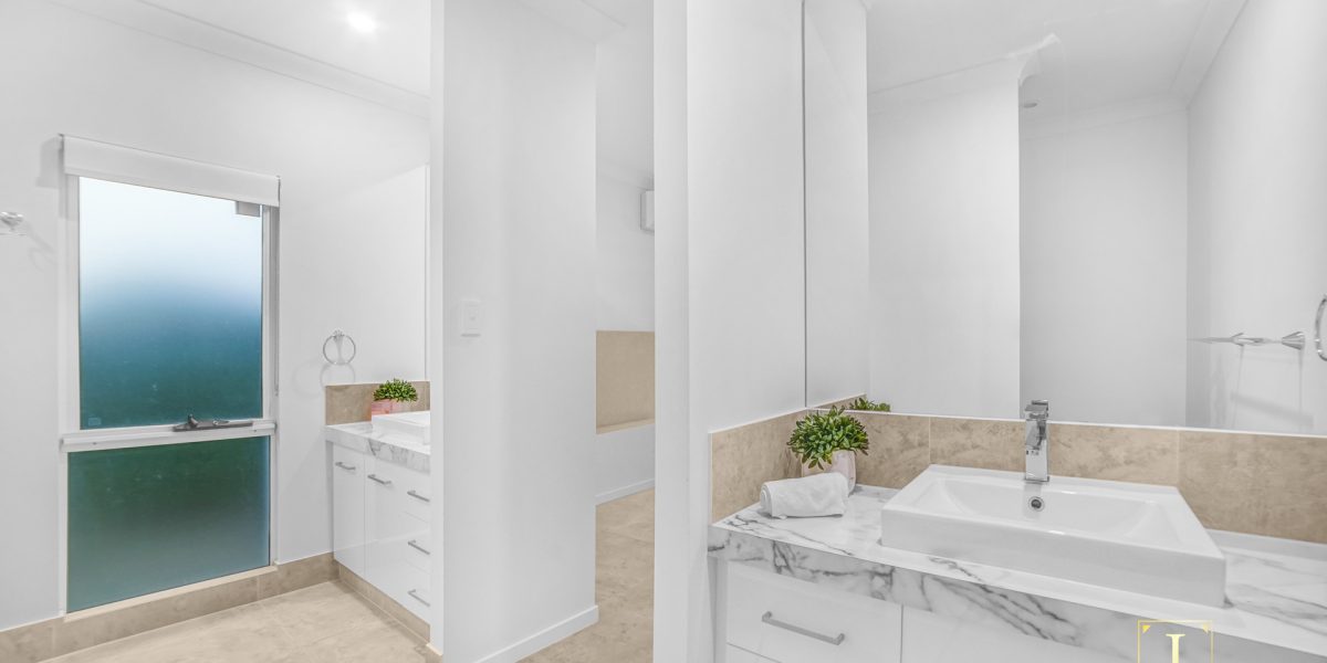 1 Castleton Entrance, Smithfield, QLD 4878 AUS