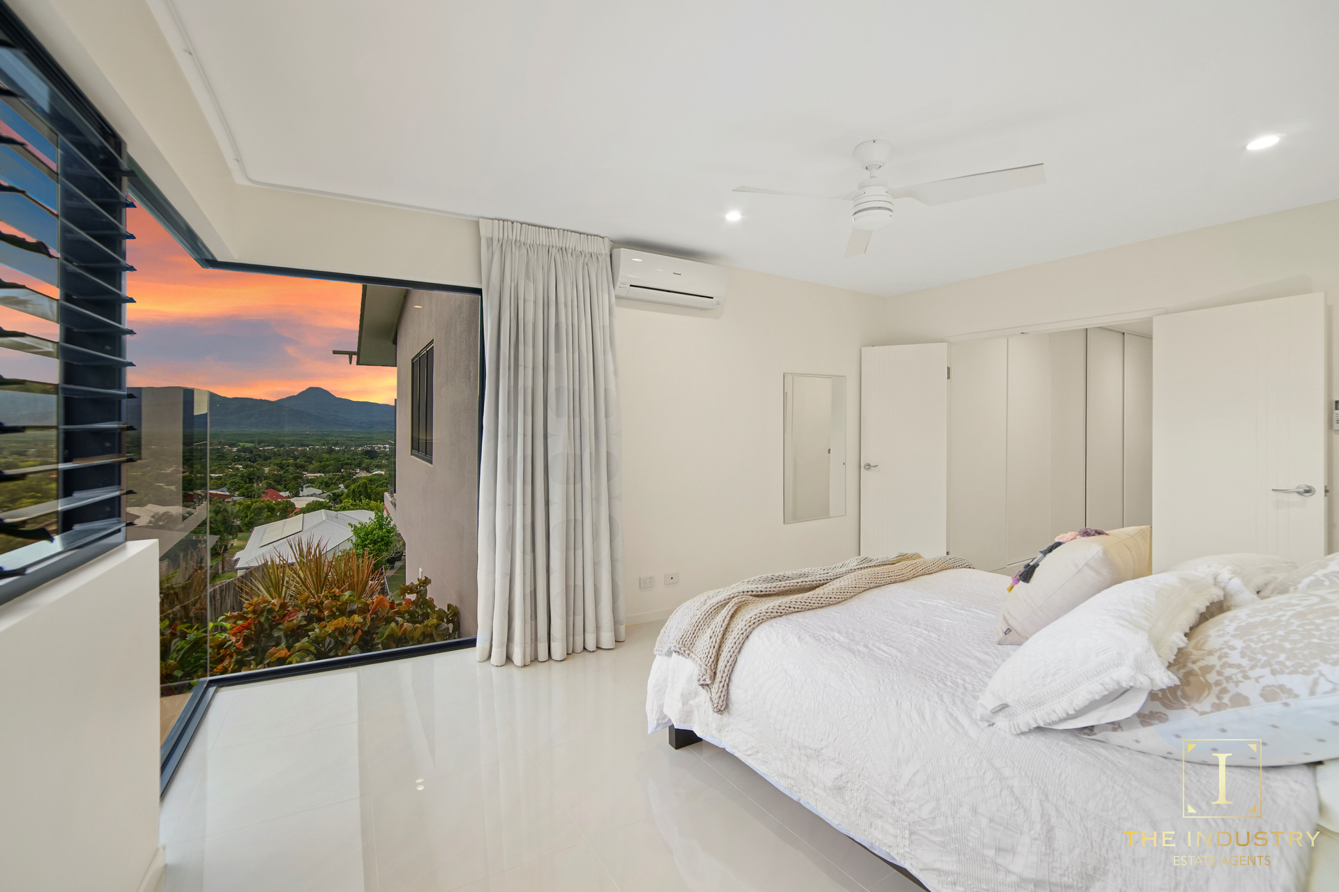 8 Cribwood Close, Mount Sheridan, QLD 4868 AUS
