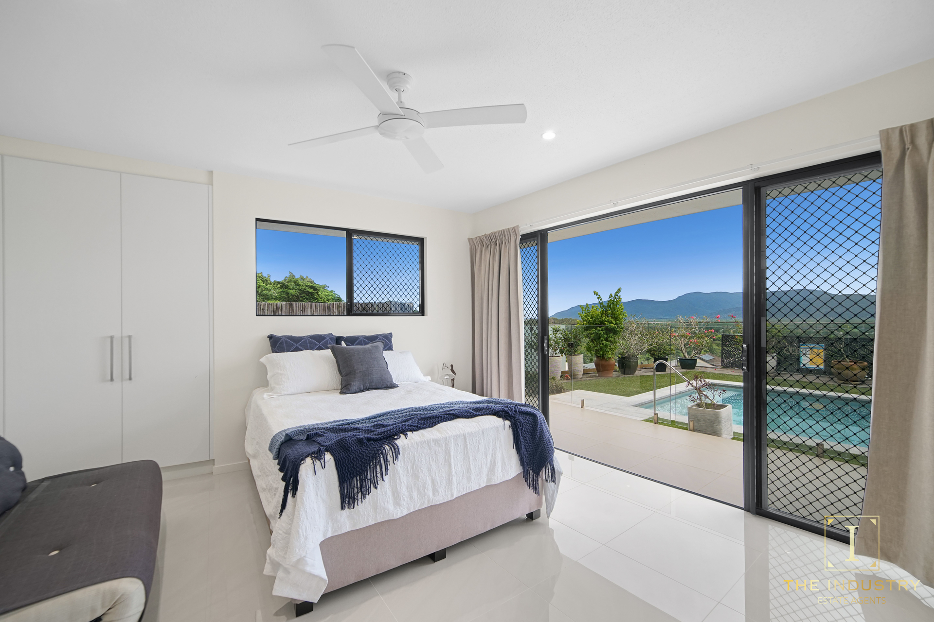 8 Cribwood Close, Mount Sheridan, QLD 4868 AUS