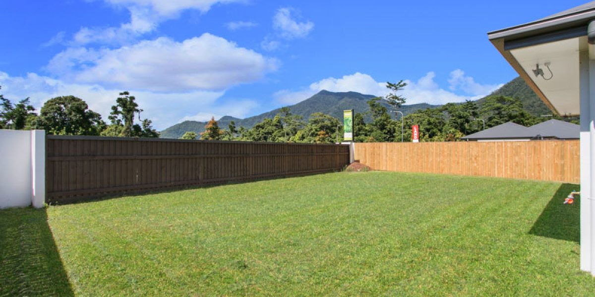 8 Elderberry Avenue, Bentley Park, QLD 4869 AUS