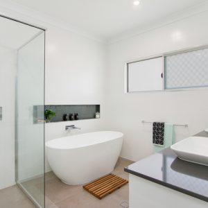 8 Elderberry Avenue, Bentley Park, QLD 4869 AUS