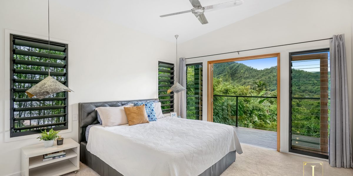 41 The Peak, Brinsmead, QLD 4870 AUS