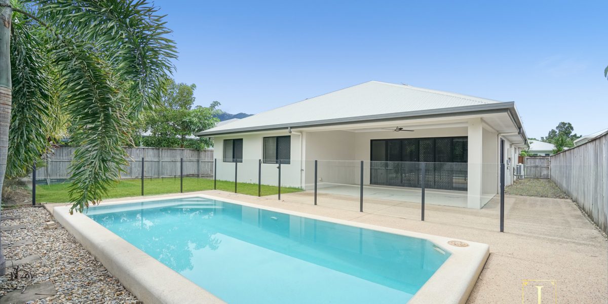8 Jabiru Court, Smithfield, QLD 4878 AUS
