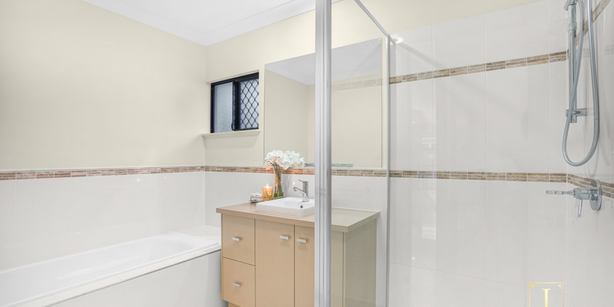 8 Jabiru Court, Smithfield, QLD 4878 AUS