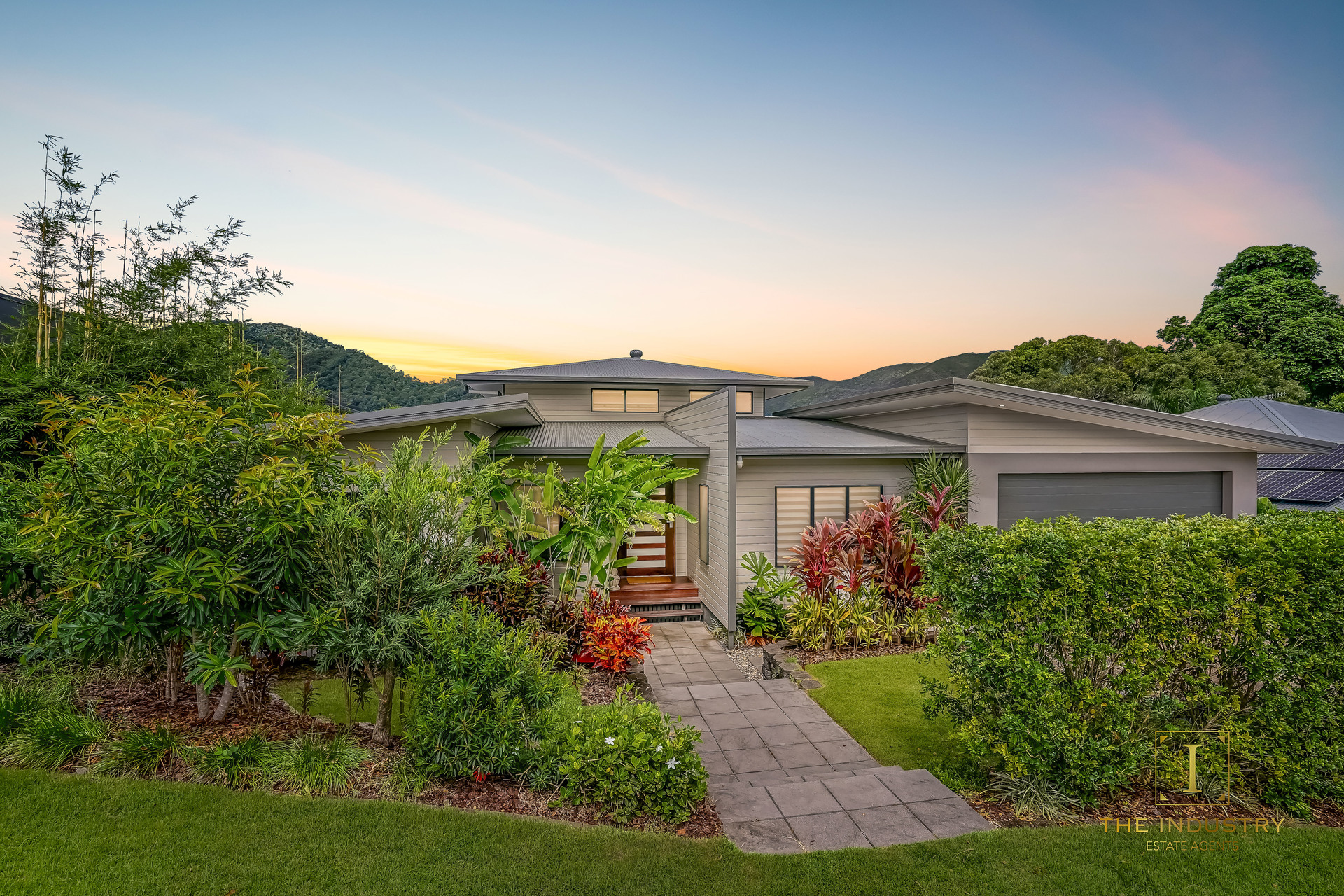 41 The Peak, Brinsmead, QLD 4870 AUS