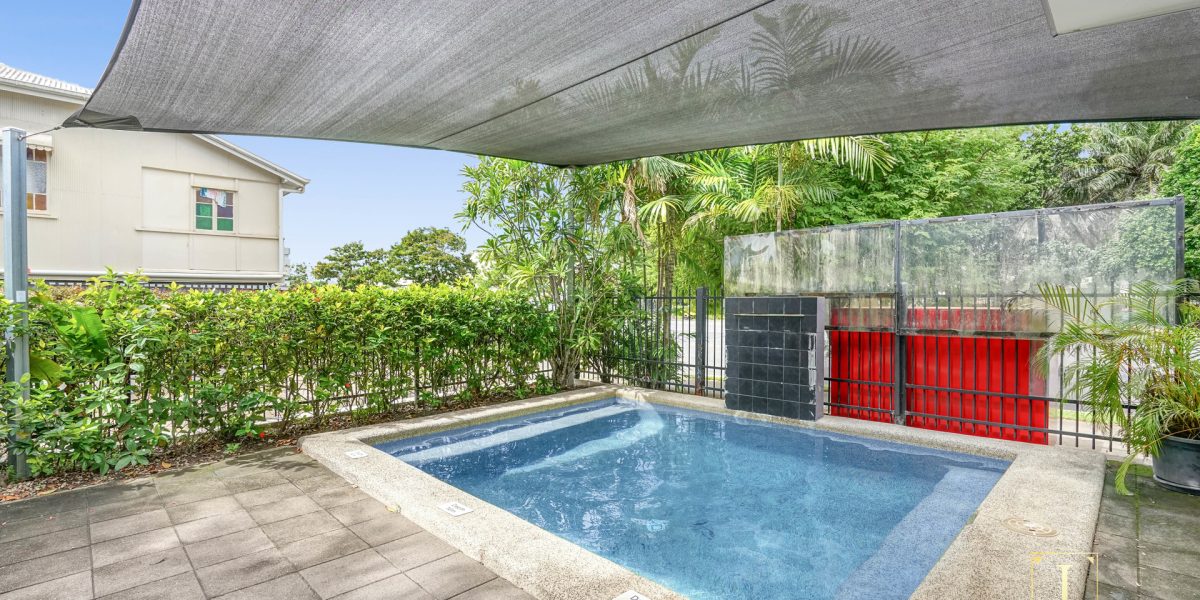 1/172 McLeod Street, Cairns North, QLD 4870 AUS