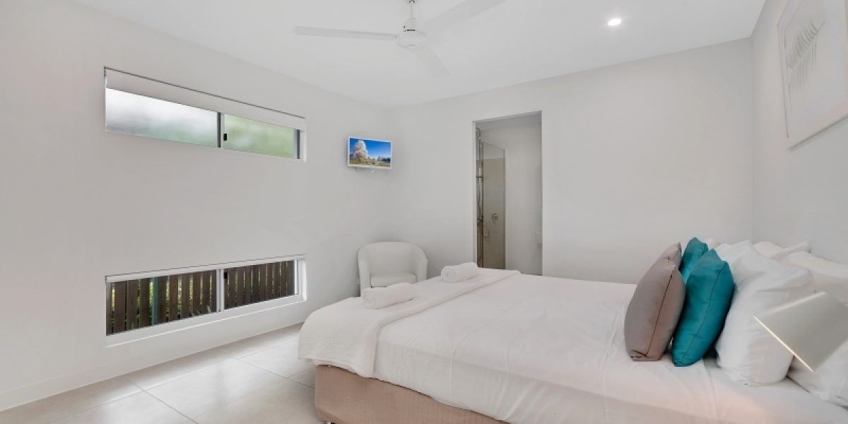 47A Arlington Esplanade, Clifton Beach, QLD 4879 AUS
