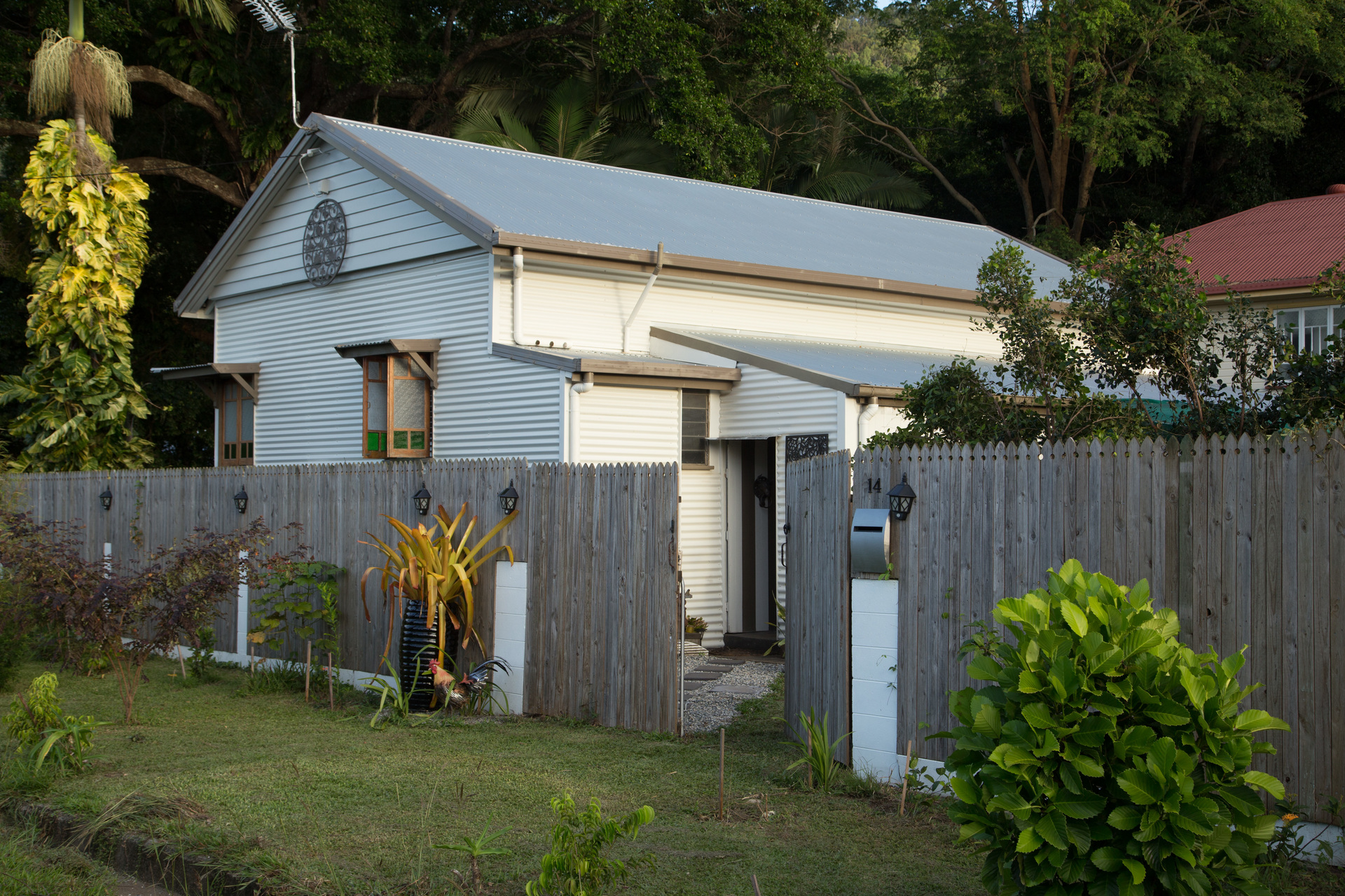 14 Hardwick Street, Stratford, QLD 4870 AUS