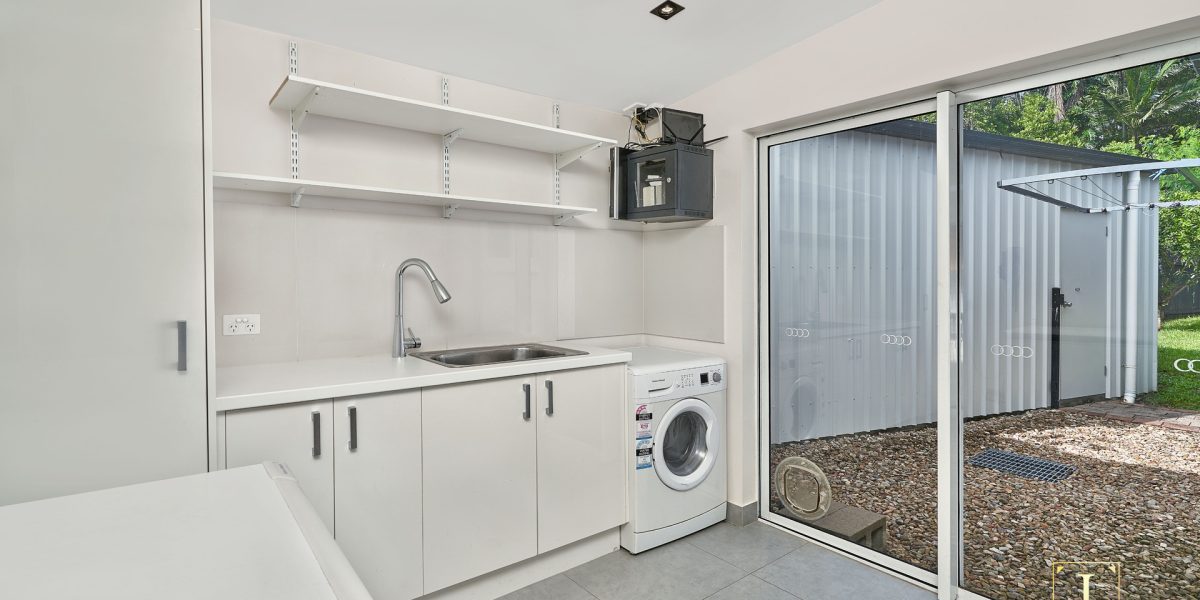 11 Newport Close, Kewarra Beach, QLD 4879 AUS