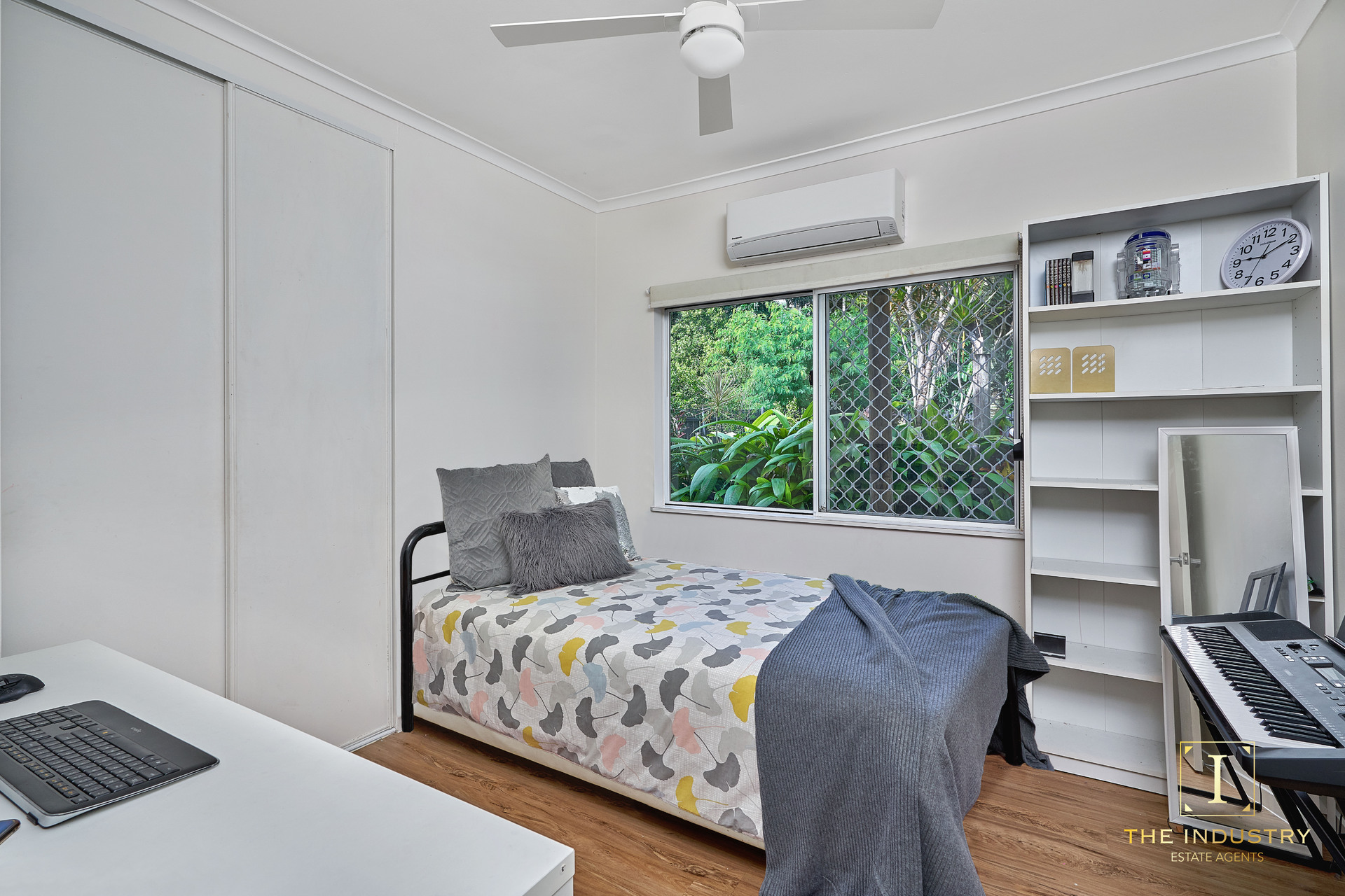 11 Newport Close, Kewarra Beach, QLD 4879 AUS