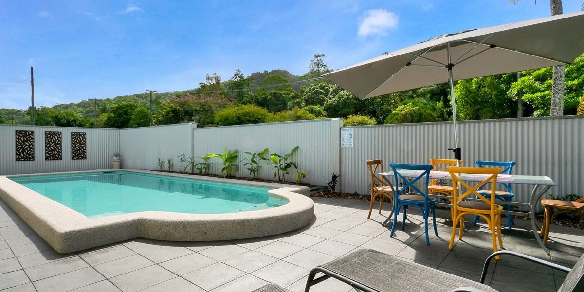 46 Heavey Crescent, Whitfield, QLD 4870 AUS