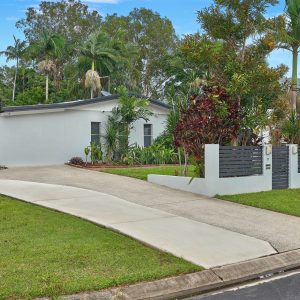 11 Newport Close, Kewarra Beach, QLD 4879 AUS