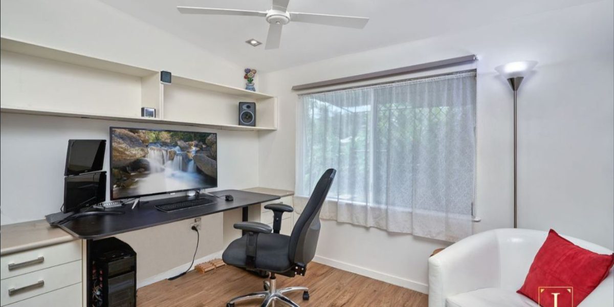 11 Newport Close, Kewarra Beach, QLD 4879 AUS