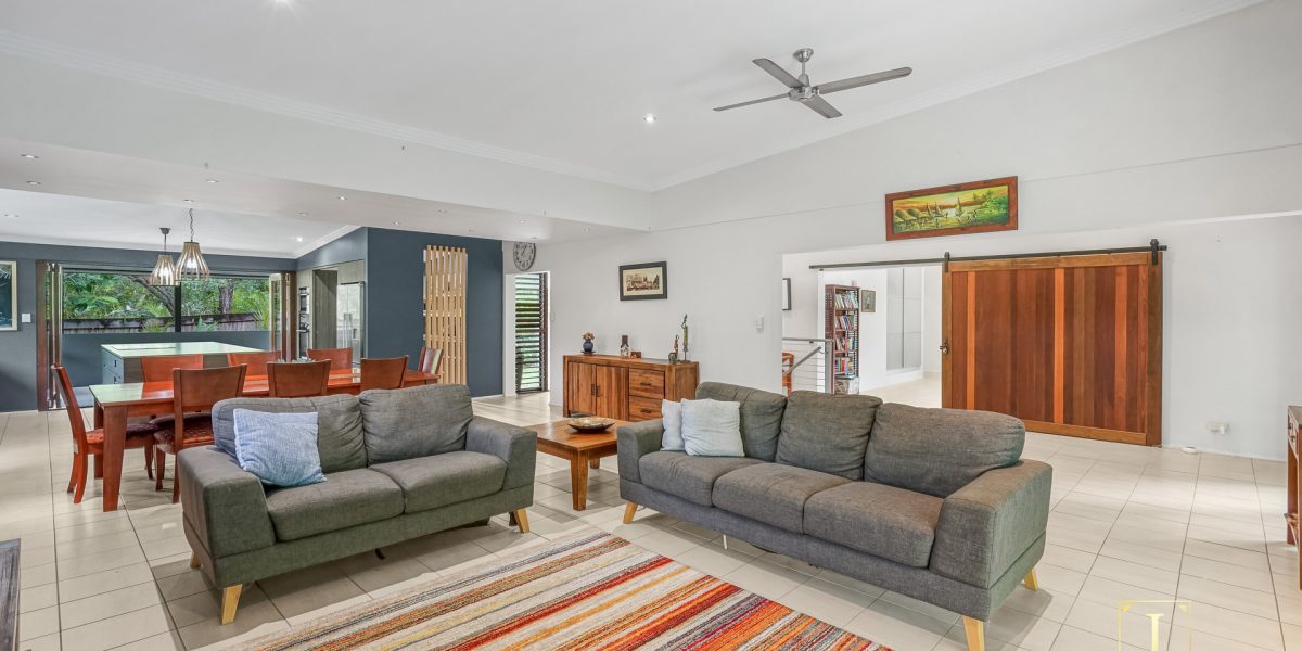 20-22 Foley Road, Palm Cove, QLD 4879 AUS