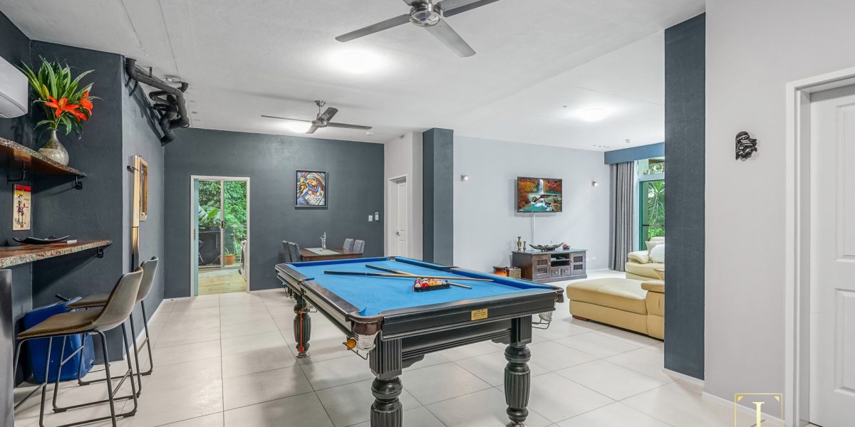 20-22 Foley Road, Palm Cove, QLD 4879 AUS