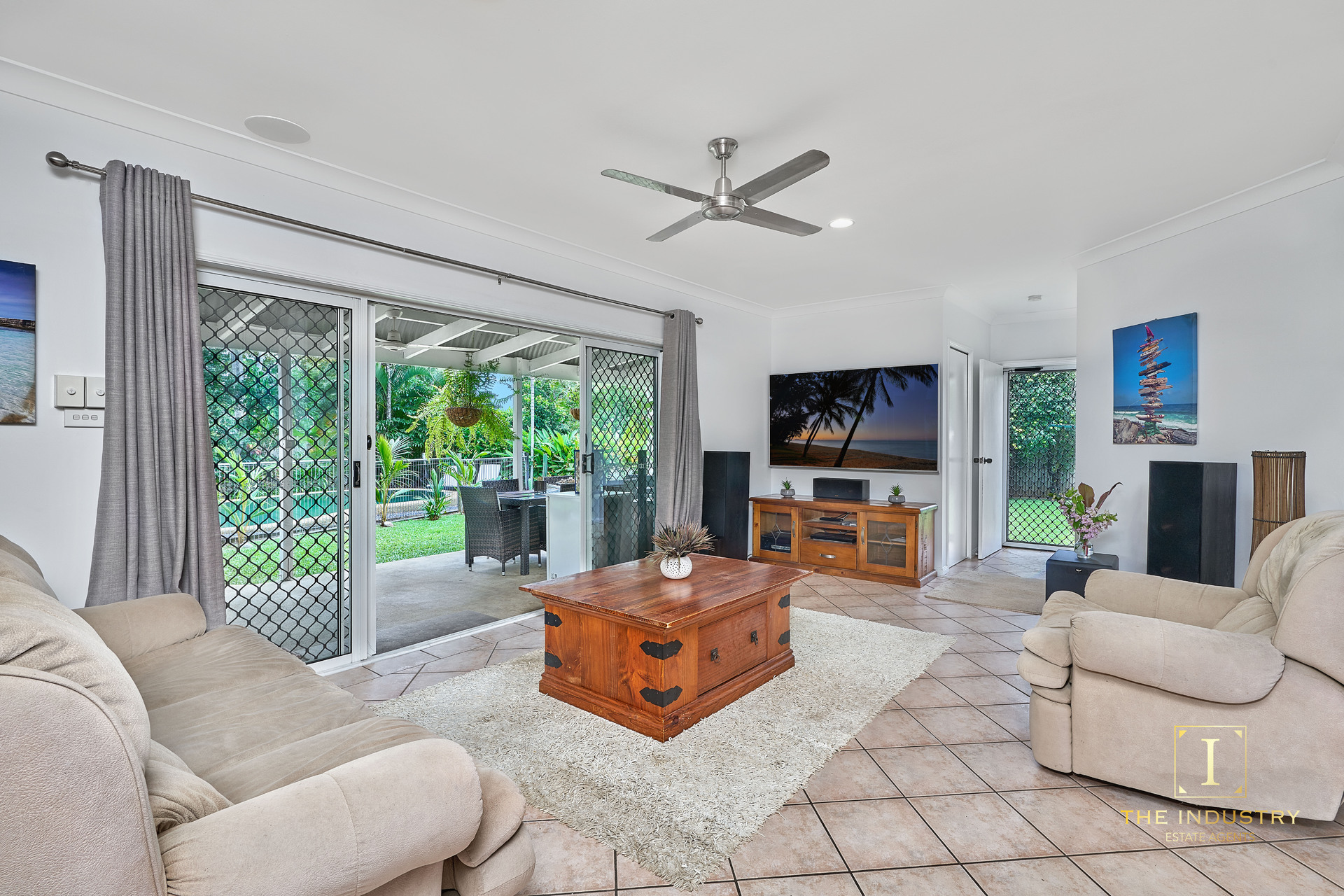 8 Collett Close, Kewarra Beach, QLD 4879 AUS