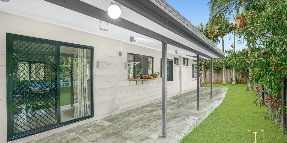 17 Lae Street, Trinity Beach, QLD 4879 AUS