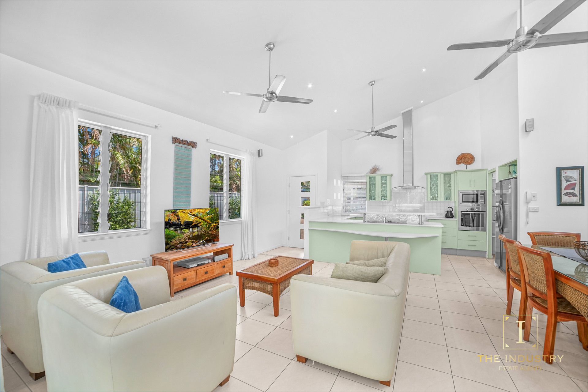 1/3 Upolu Esplanade, Clifton Beach, QLD 4879 AUS