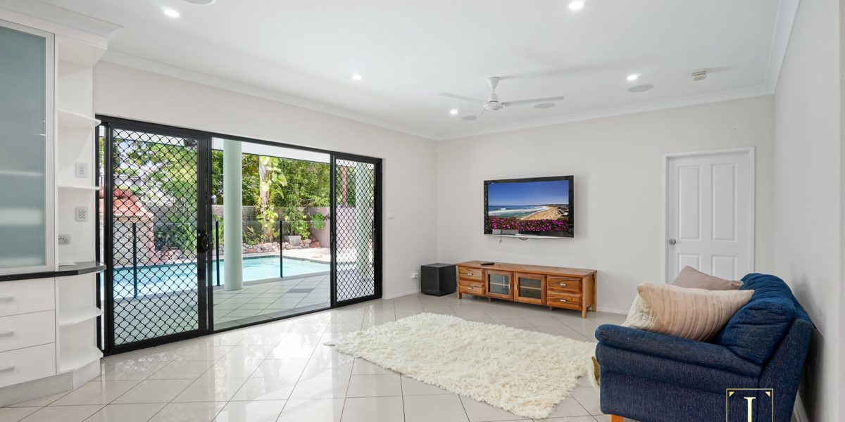 3 Morley Street, Manoora, QLD 4870 AUS