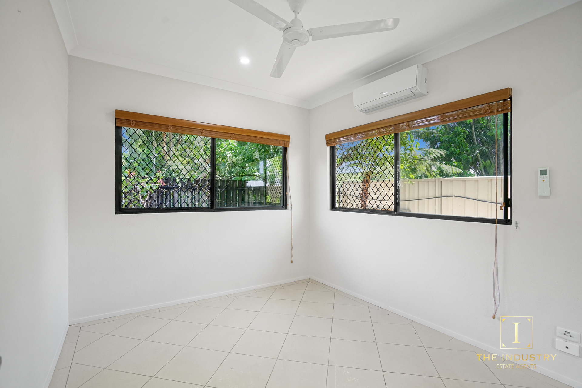 3 Morley Street, Manoora, QLD 4870 AUS