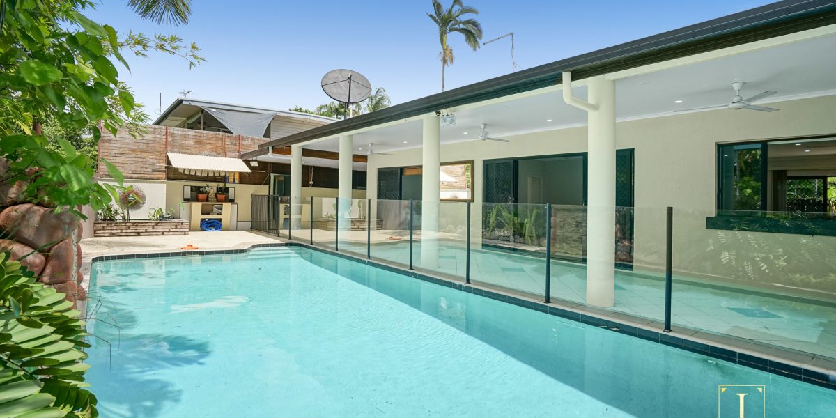 3 Morley Street, Manoora, QLD 4870 AUS