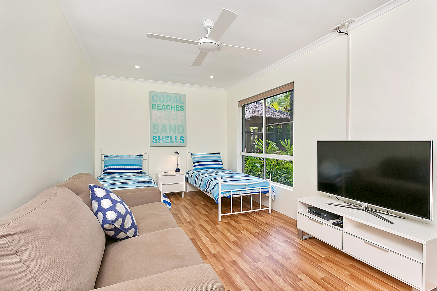 40 Yule Avenue, Clifton Beach, QLD 4879 AUS