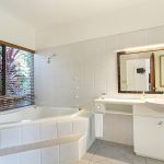 40 Yule Avenue, Clifton Beach, QLD 4879 AUS