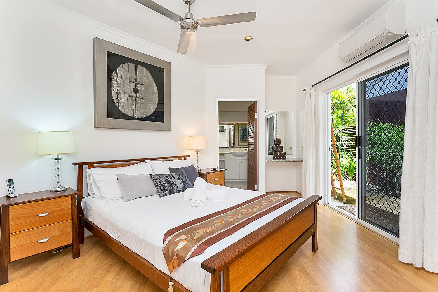 40 Yule Avenue, Clifton Beach, QLD 4879 AUS