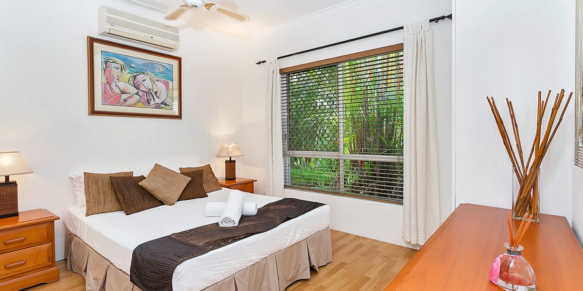 40 Yule Avenue, Clifton Beach, QLD 4879 AUS