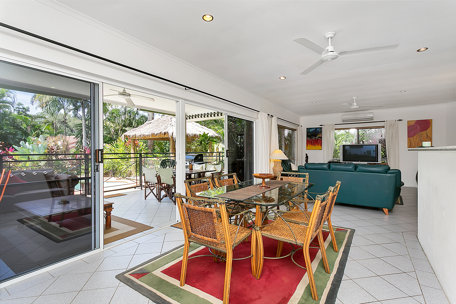 40 Yule Avenue, Clifton Beach, QLD 4879 AUS