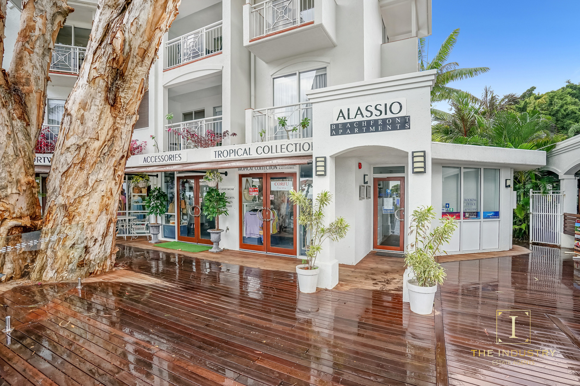 206/139-143 Williams Esplanade, Palm Cove, QLD 4879 AUS