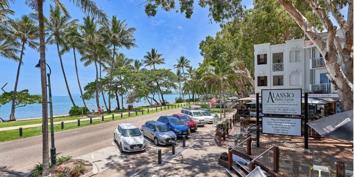 206/139-143 Williams Esplanade, Palm Cove, QLD 4879 AUS