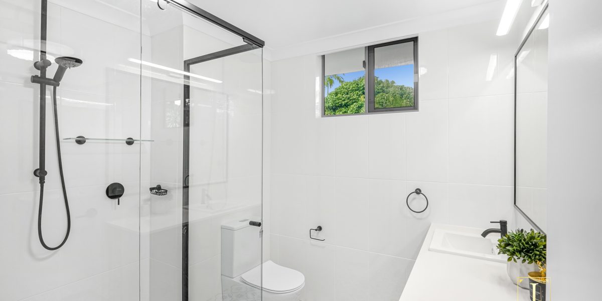8/199 McLeod Street, Cairns North, QLD 4870 AUS