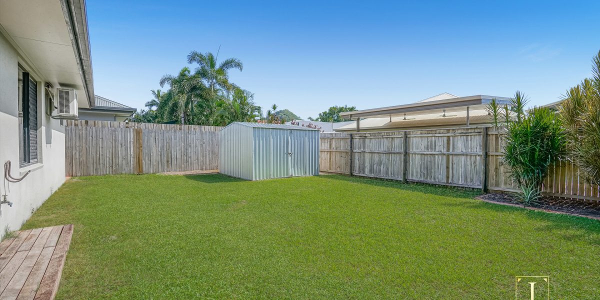 25 Moojeeba Way, Trinity Park, QLD 4879 AUS