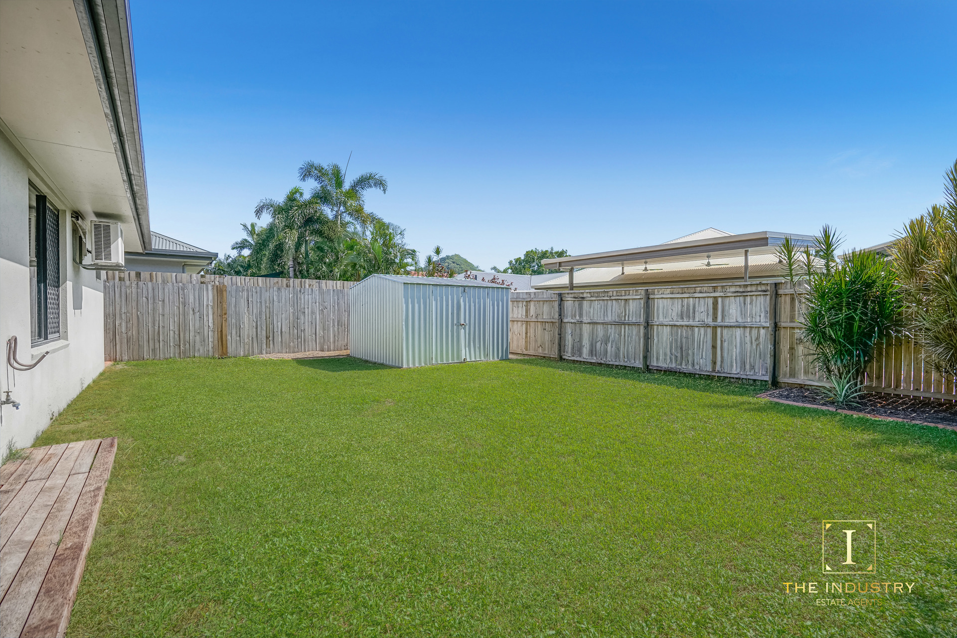 25 Moojeeba Way, Trinity Park, QLD 4879 AUS