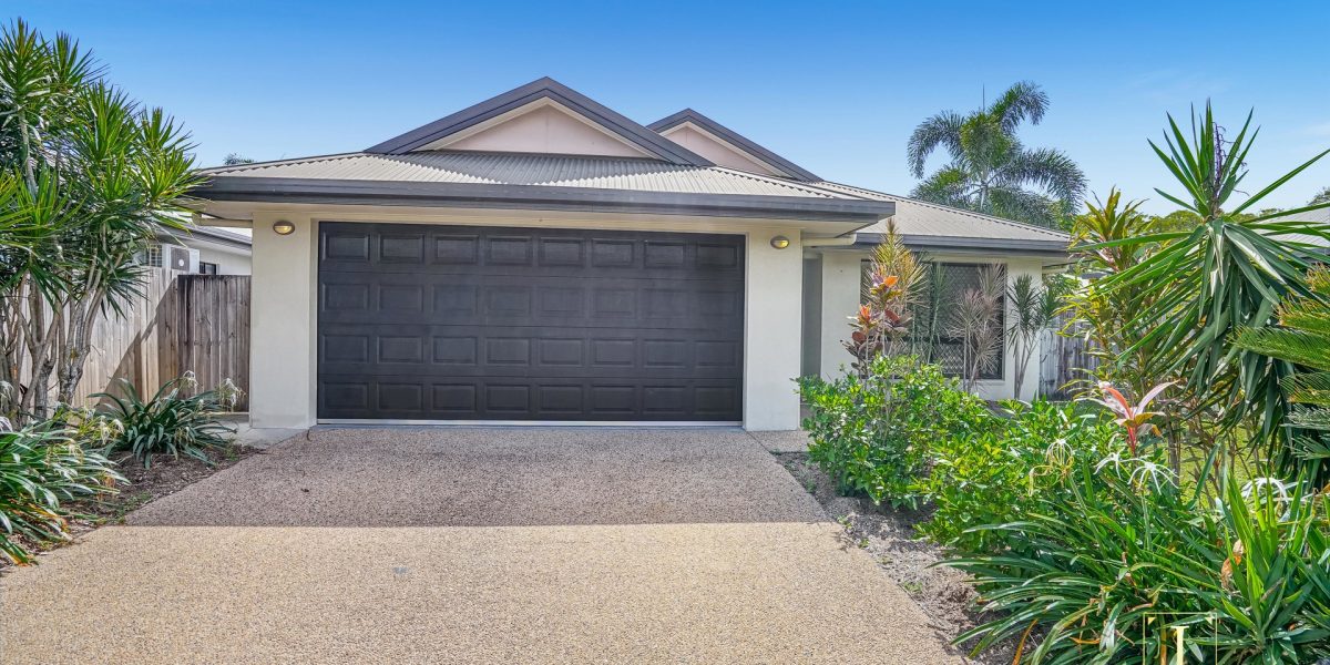 25 Moojeeba Way, Trinity Park, QLD 4879 AUS